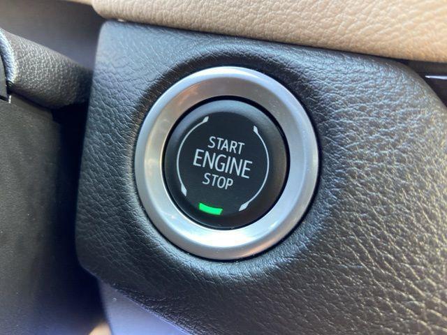 used 2025 Cadillac XT4 car, priced at $40,494