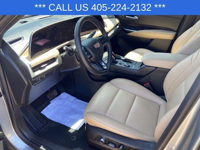 used 2025 Cadillac XT4 car, priced at $41,900