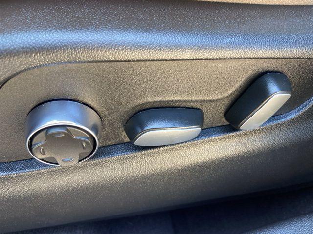 used 2025 Cadillac XT4 car, priced at $40,494