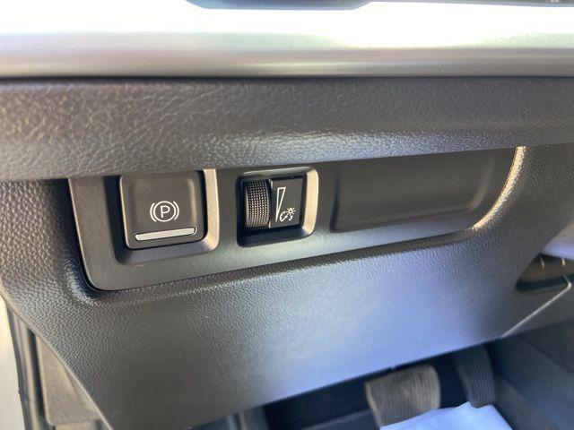 used 2025 Cadillac XT4 car, priced at $40,494