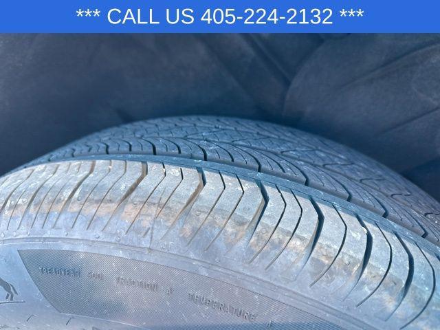 used 2025 Cadillac XT4 car, priced at $43,900