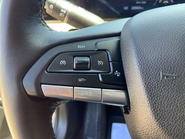 used 2025 Cadillac XT4 car, priced at $40,494