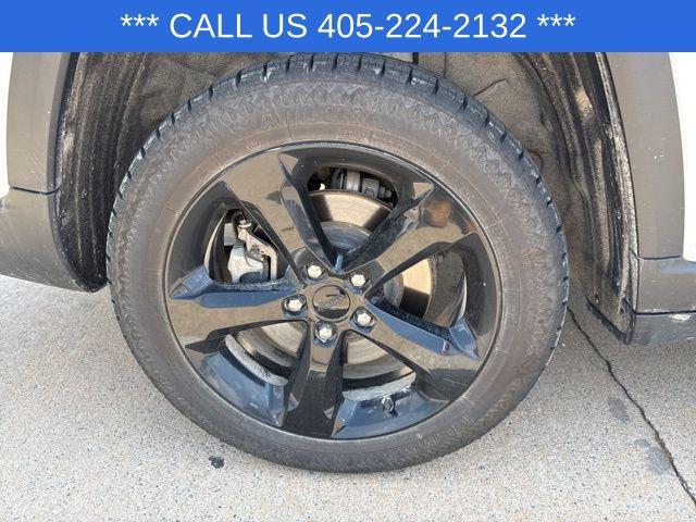 used 2023 Jeep Grand Cherokee L car, priced at $28,912