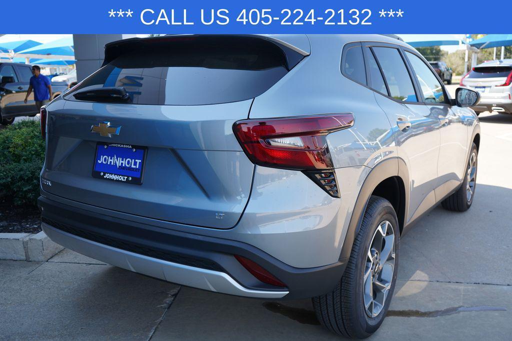 new 2025 Chevrolet Trax car, priced at $24,495
