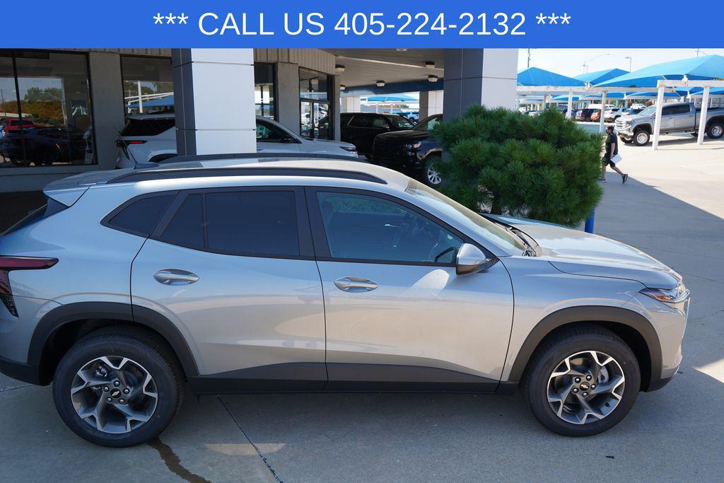 new 2025 Chevrolet Trax car, priced at $24,495