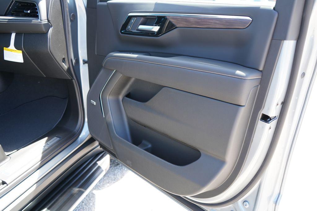 new 2025 Chevrolet Tahoe car, priced at $73,500