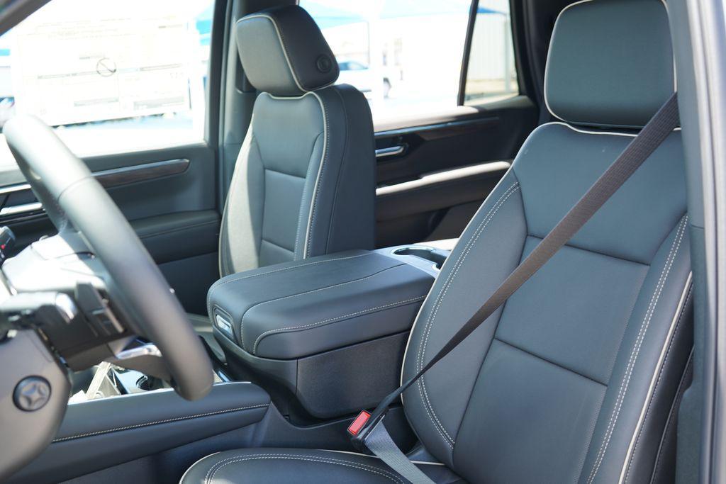 new 2025 Chevrolet Tahoe car, priced at $73,500