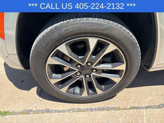 used 2021 Jeep Grand Cherokee L car, priced at $35,831