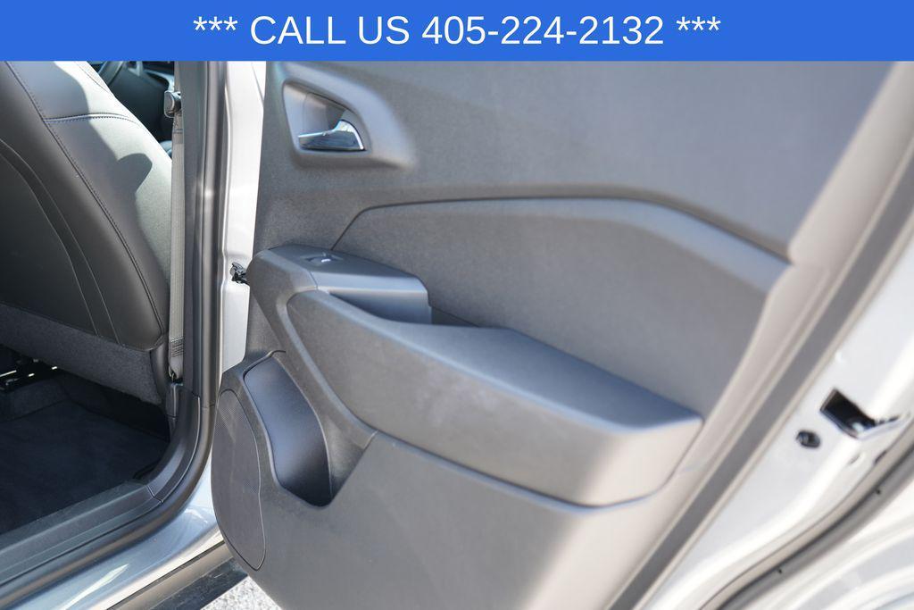 used 2025 Chevrolet Trax car, priced at $23,990