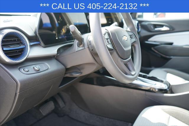used 2025 Chevrolet Trax car, priced at $23,990