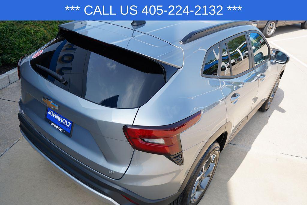 used 2025 Chevrolet Trax car, priced at $23,990