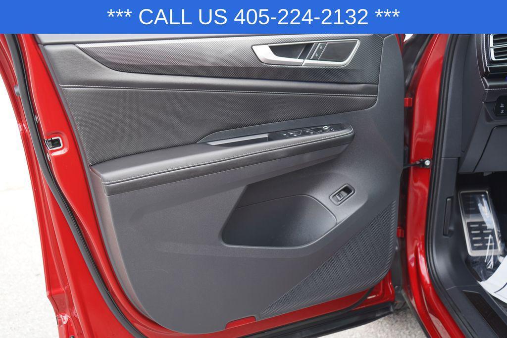 used 2025 Volkswagen Atlas Cross Sport car, priced at $41,900