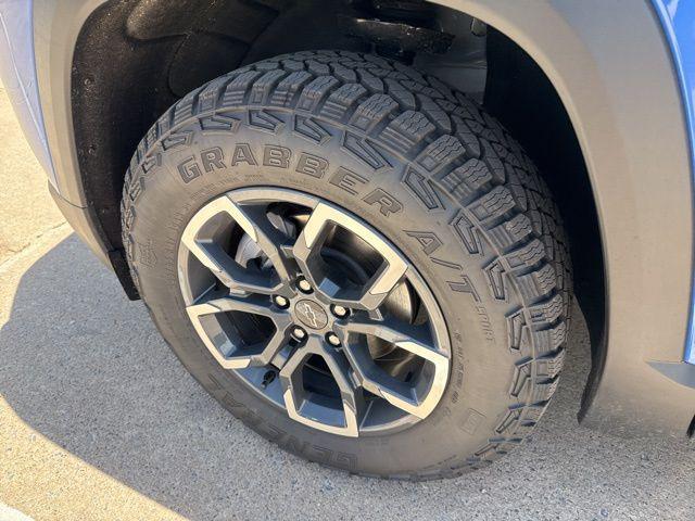 new 2025 Chevrolet Equinox car, priced at $36,000