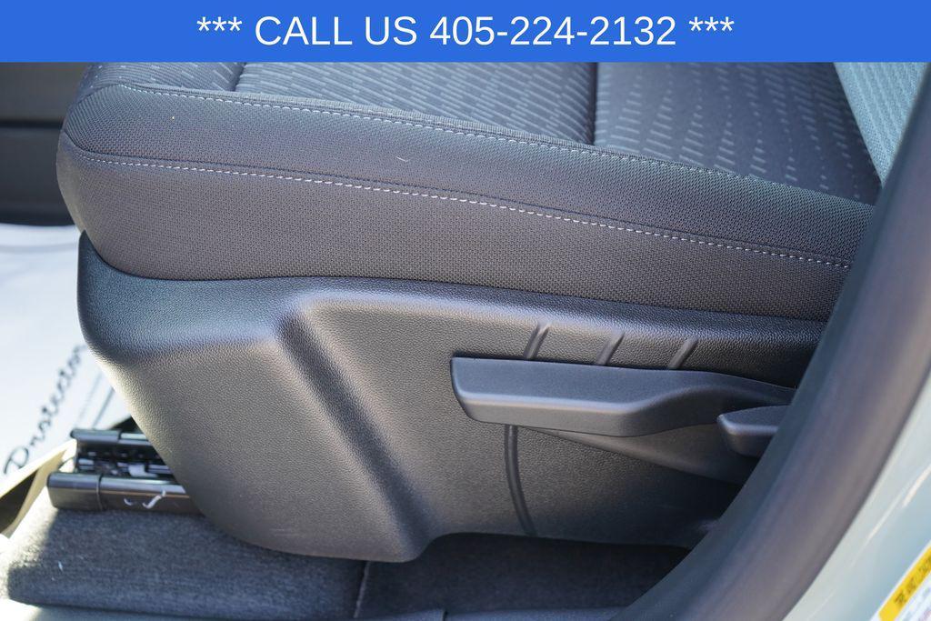 new 2026 Chevrolet Equinox car, priced at $30,918