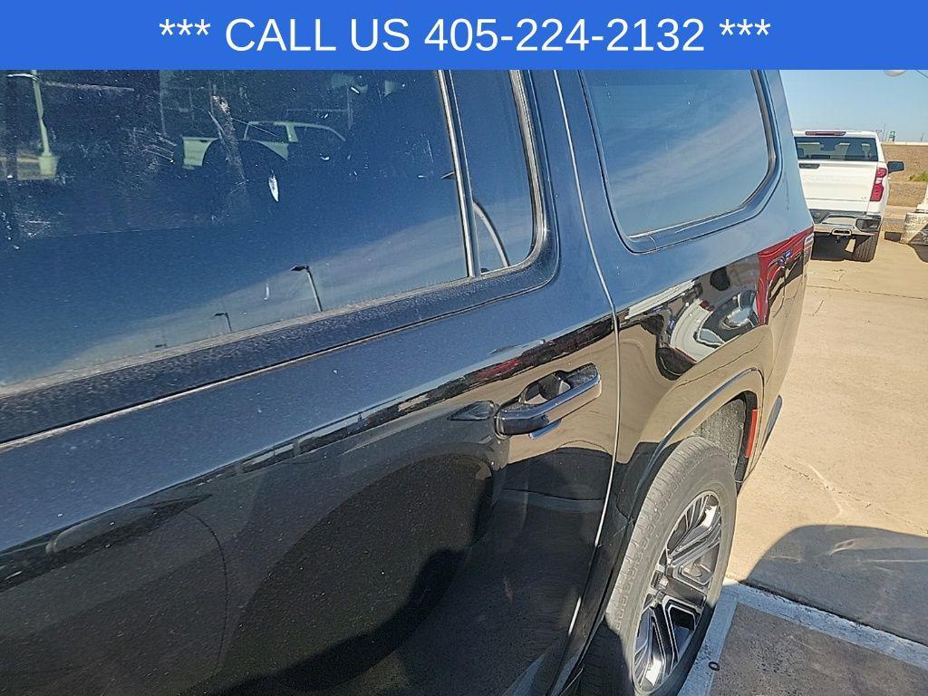 used 2023 Jeep Wagoneer L car, priced at $36,358