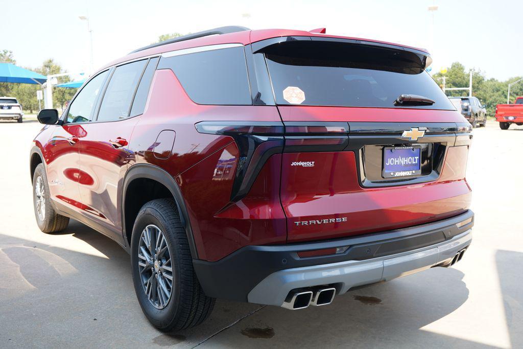 new 2026 Chevrolet Traverse car, priced at $42,138