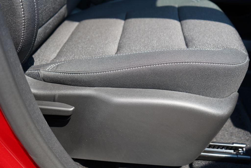 new 2026 Chevrolet Traverse car, priced at $42,138