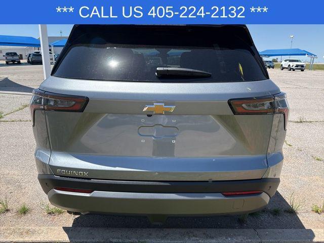 new 2026 Chevrolet Equinox car, priced at $32,000