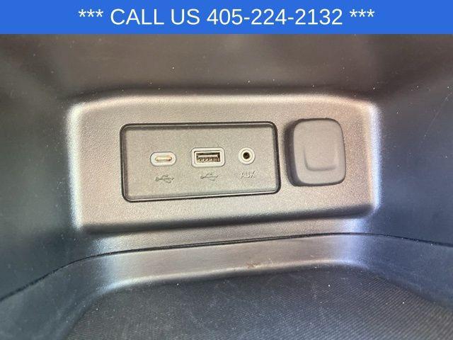 used 2023 Chevrolet Equinox car, priced at $26,897