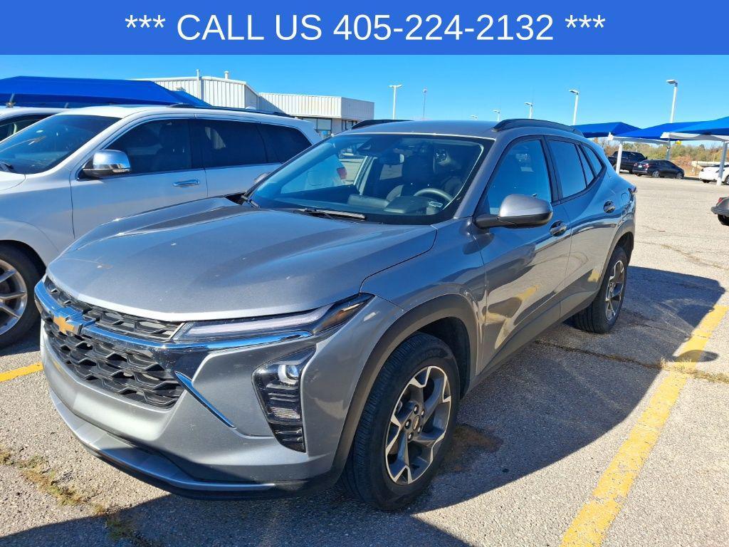 used 2024 Chevrolet Trax car, priced at $20,757