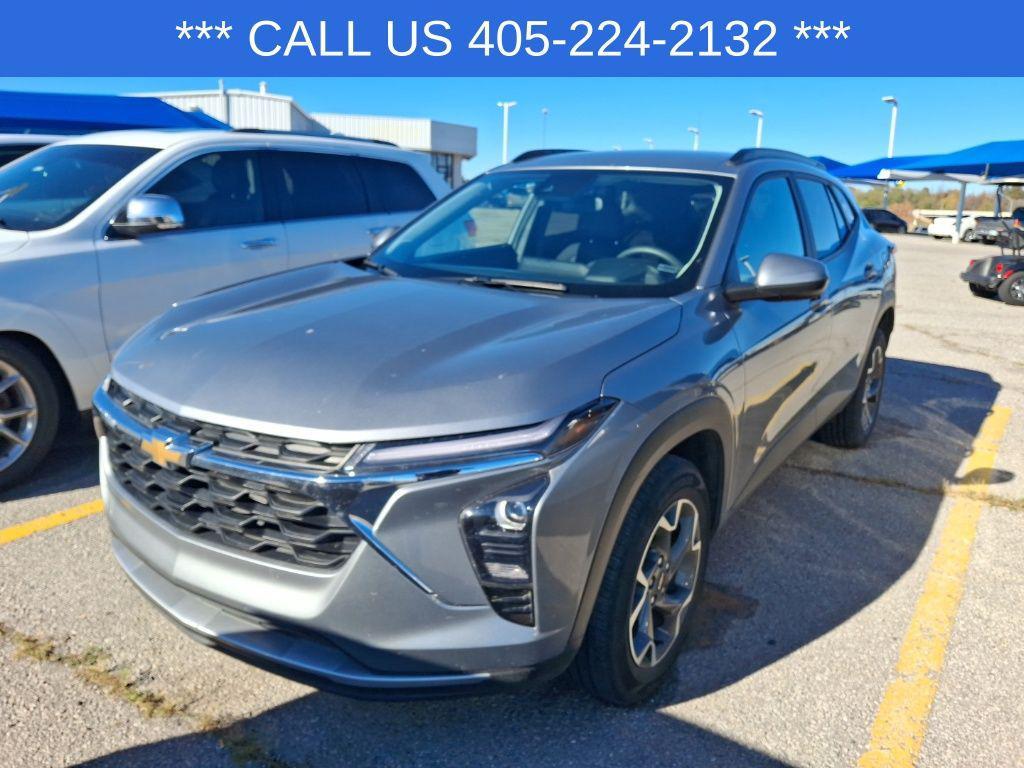 used 2024 Chevrolet Trax car, priced at $20,757