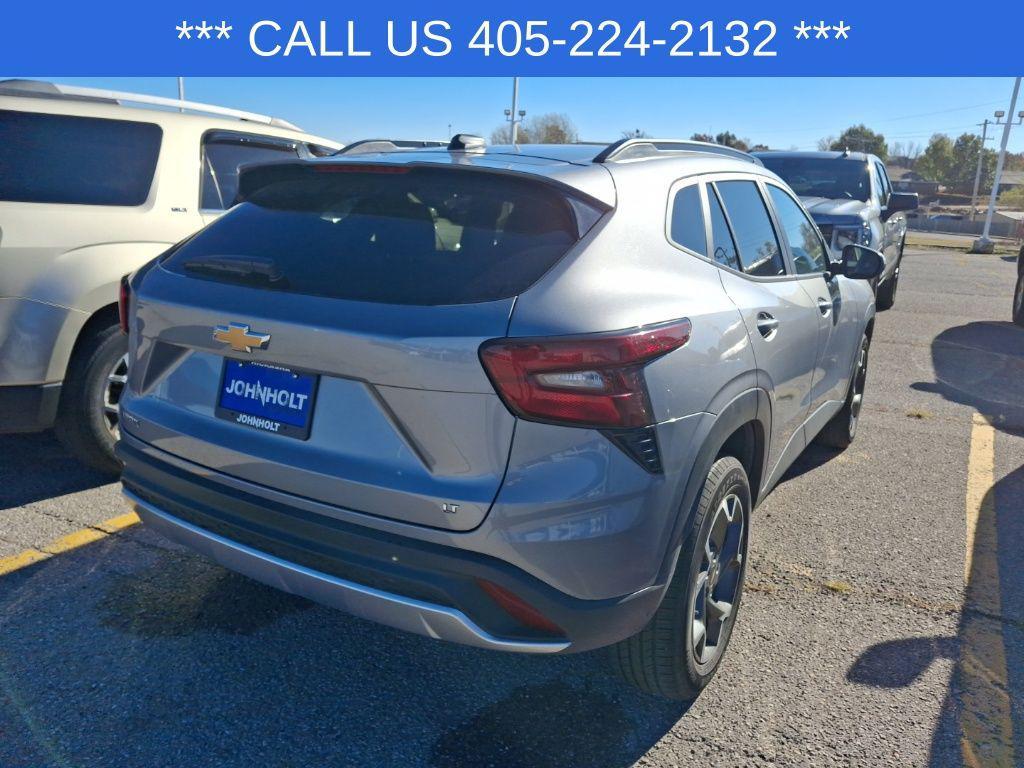 used 2024 Chevrolet Trax car, priced at $20,757