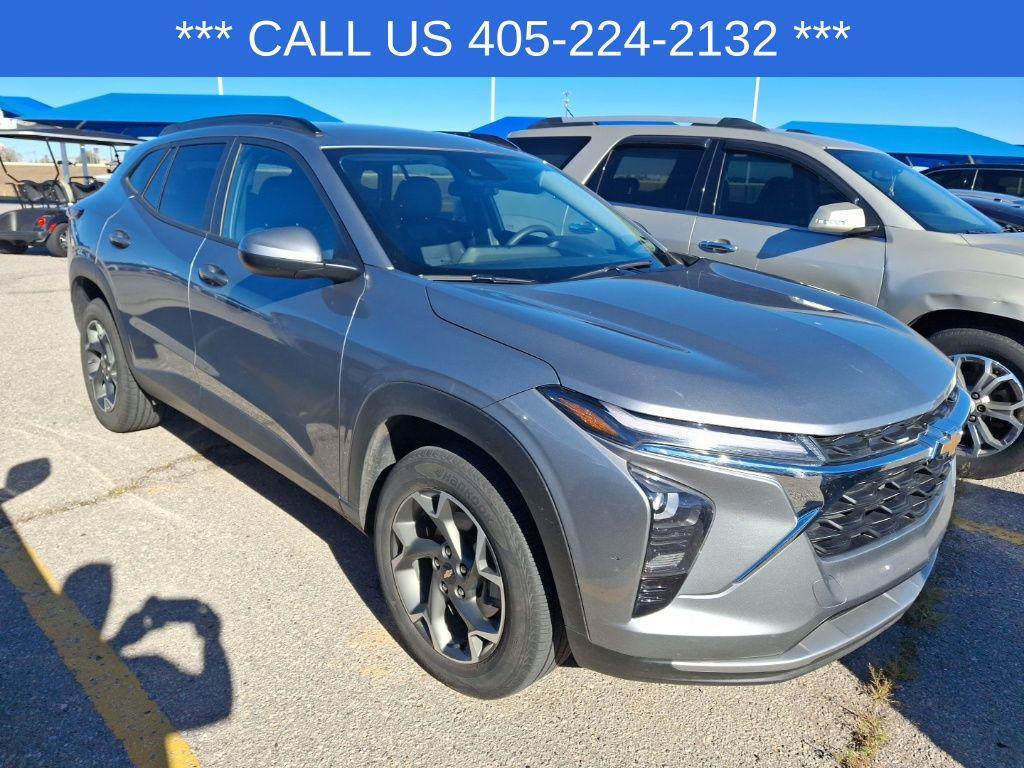used 2024 Chevrolet Trax car, priced at $20,757