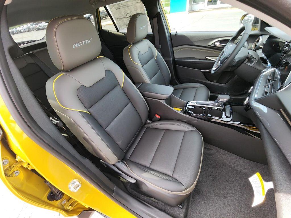 new 2025 Chevrolet Trax car, priced at $26,395