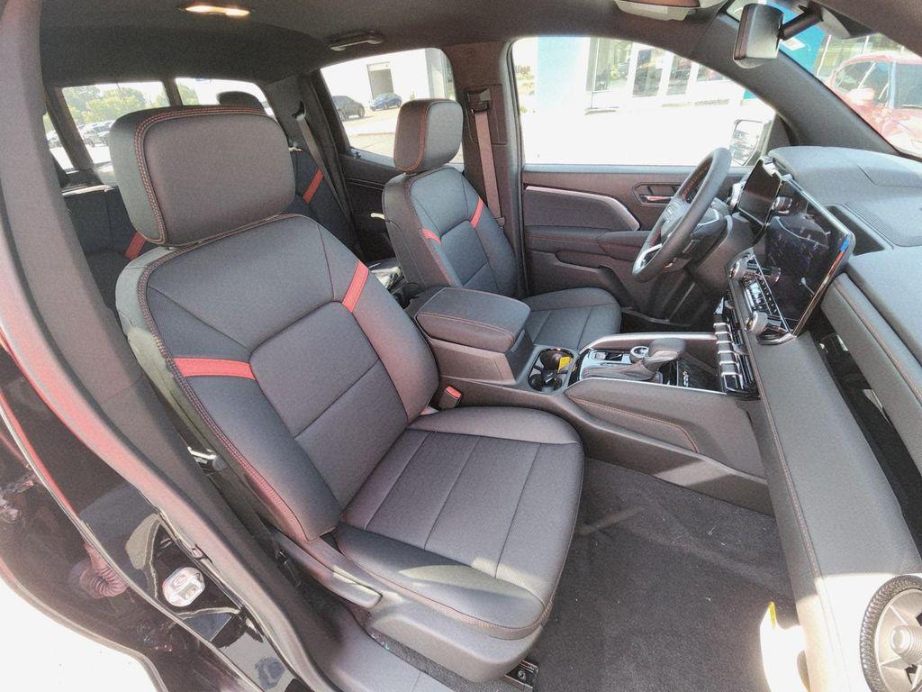 new 2025 Chevrolet Colorado car, priced at $46,510