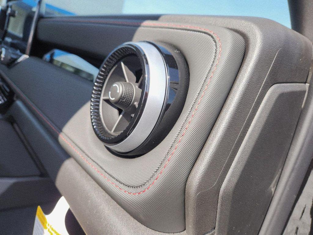 new 2025 Chevrolet Colorado car, priced at $46,510