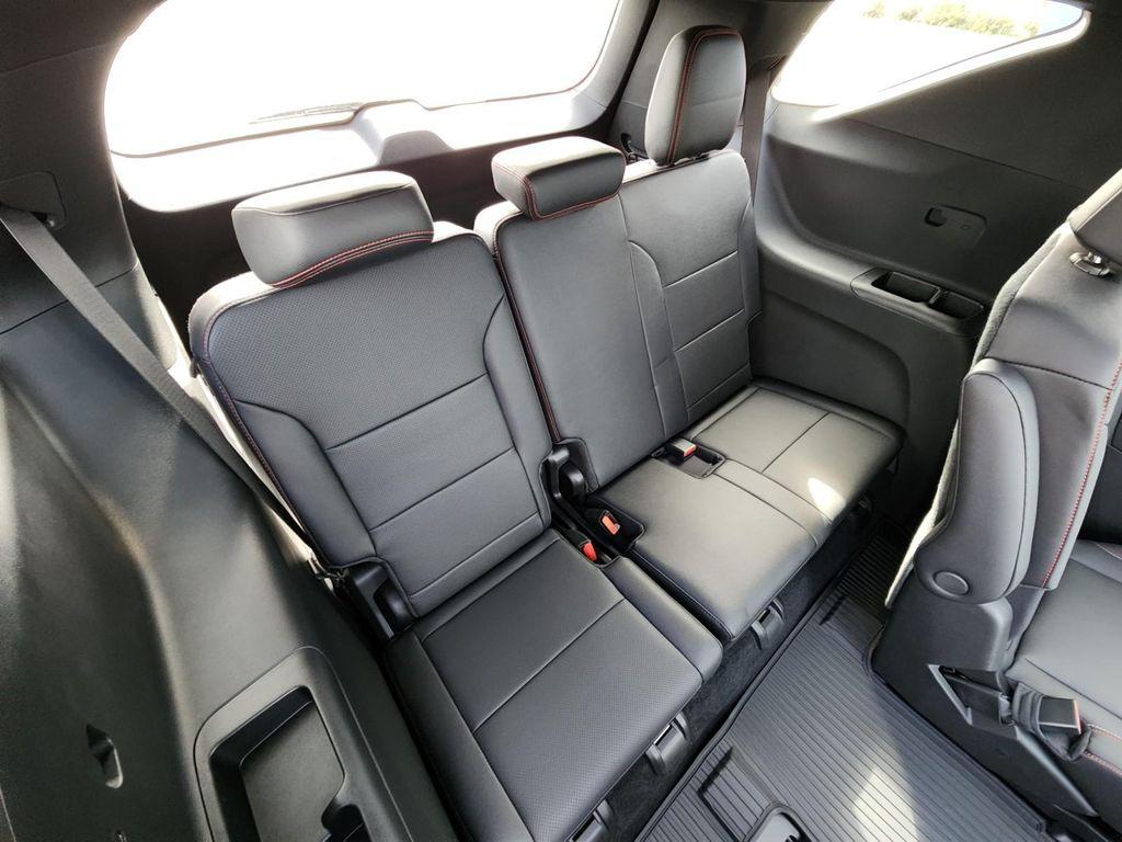 new 2026 Chevrolet Traverse car, priced at $52,453