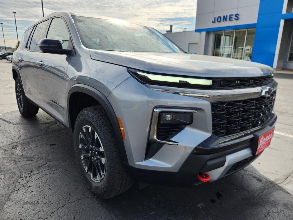 new 2026 Chevrolet Traverse car, priced at $52,453