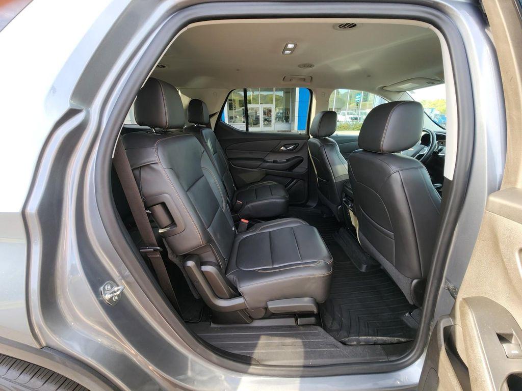 used 2021 Chevrolet Traverse car, priced at $21,875