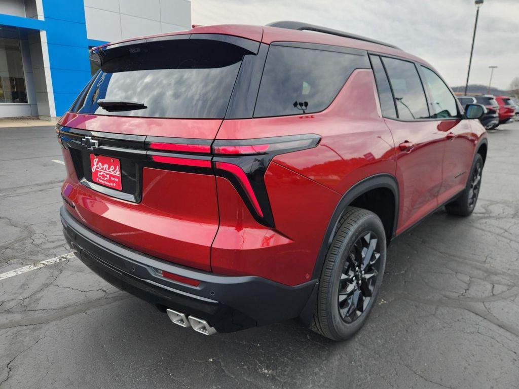 new 2026 Chevrolet Traverse car, priced at $52,659