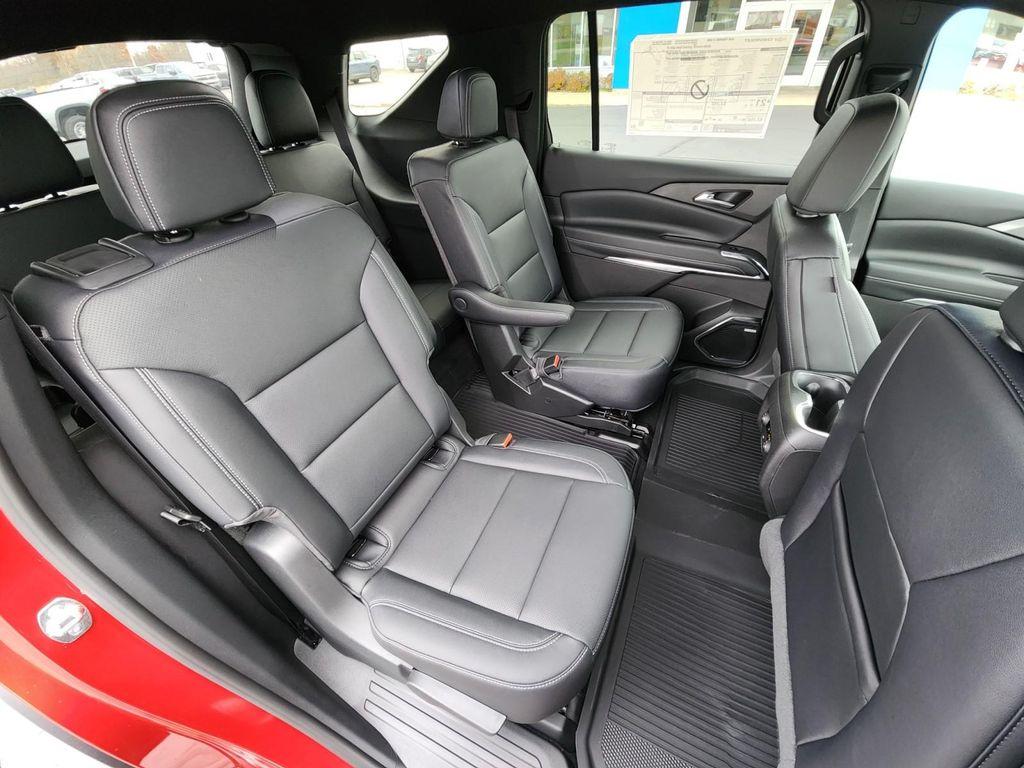 new 2026 Chevrolet Traverse car, priced at $52,659