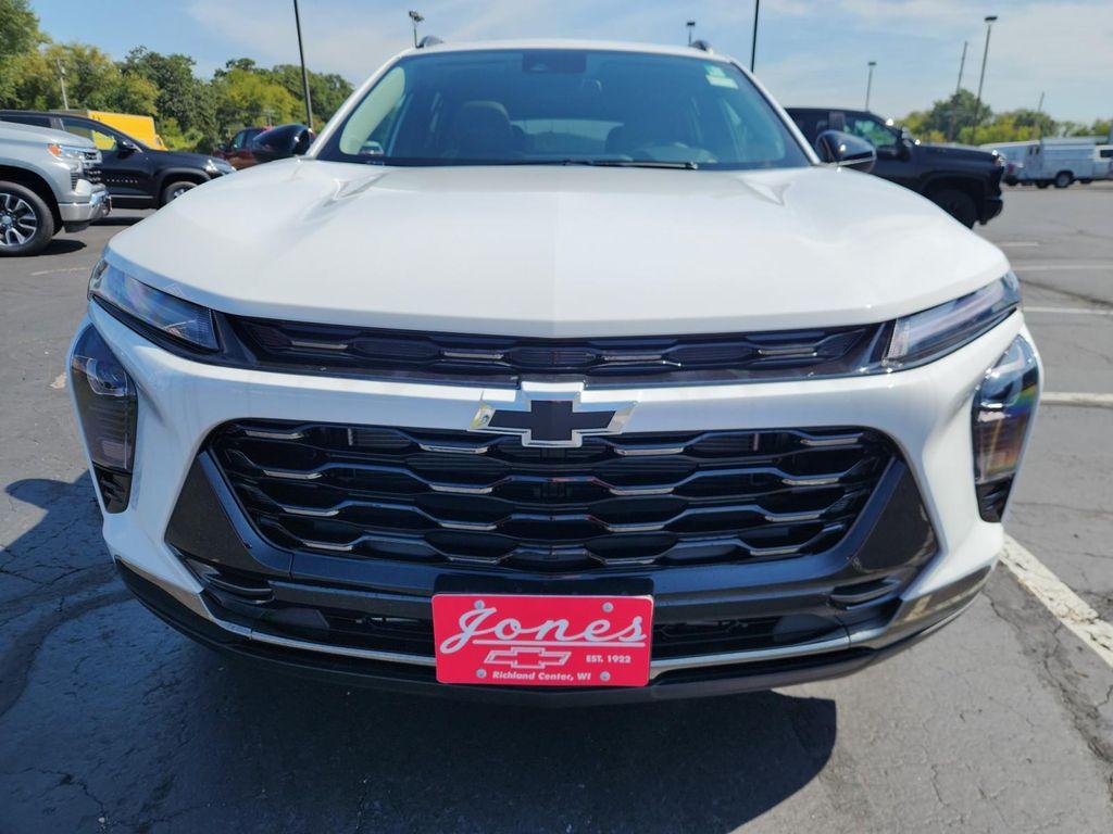 new 2026 Chevrolet Trax car, priced at $27,622