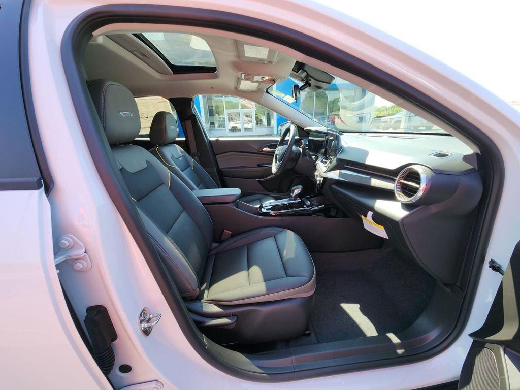 new 2026 Chevrolet Trax car, priced at $27,622