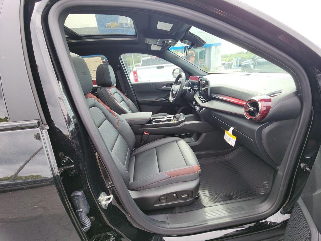 new 2026 Chevrolet Equinox car, priced at $38,033
