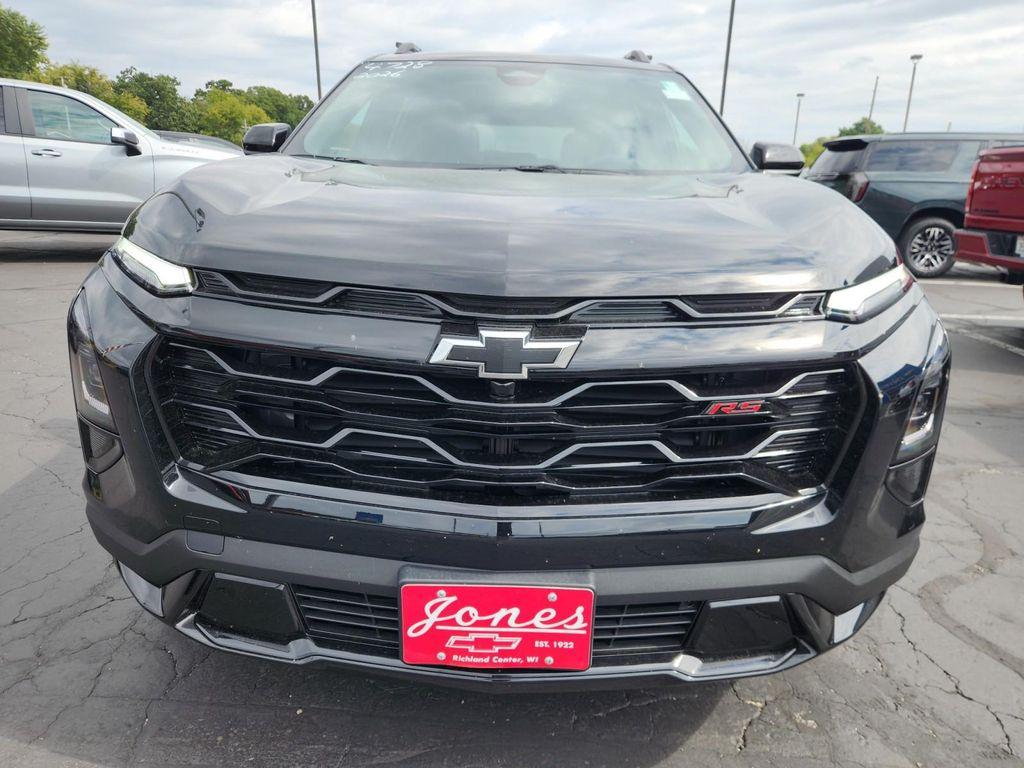 new 2026 Chevrolet Equinox car, priced at $38,033