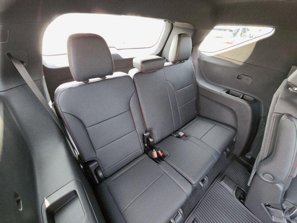 new 2026 Chevrolet Traverse car, priced at $58,407
