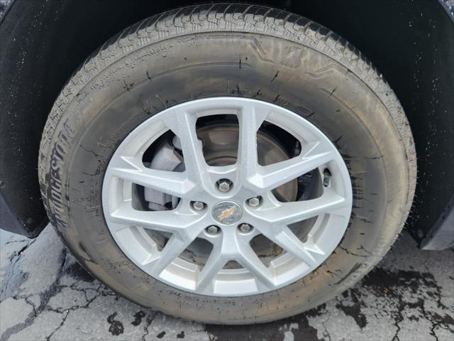 used 2023 Chevrolet Equinox car, priced at $24,987