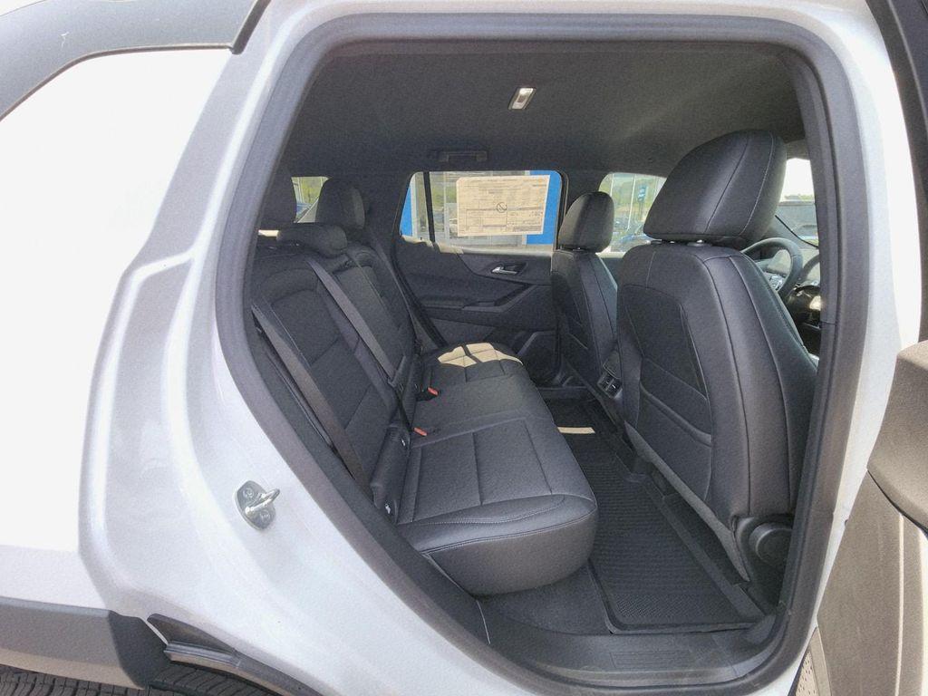 new 2026 Chevrolet Equinox car, priced at $33,408
