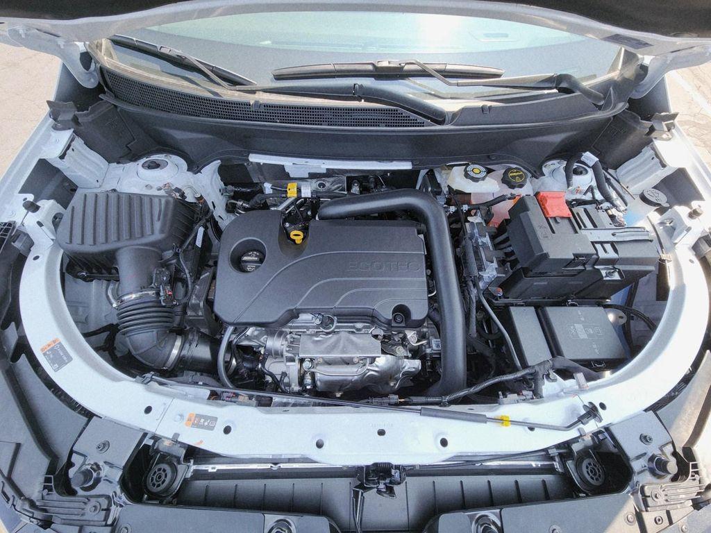 new 2026 Chevrolet Equinox car, priced at $33,408
