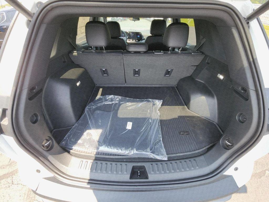 new 2026 Chevrolet Equinox car, priced at $33,408