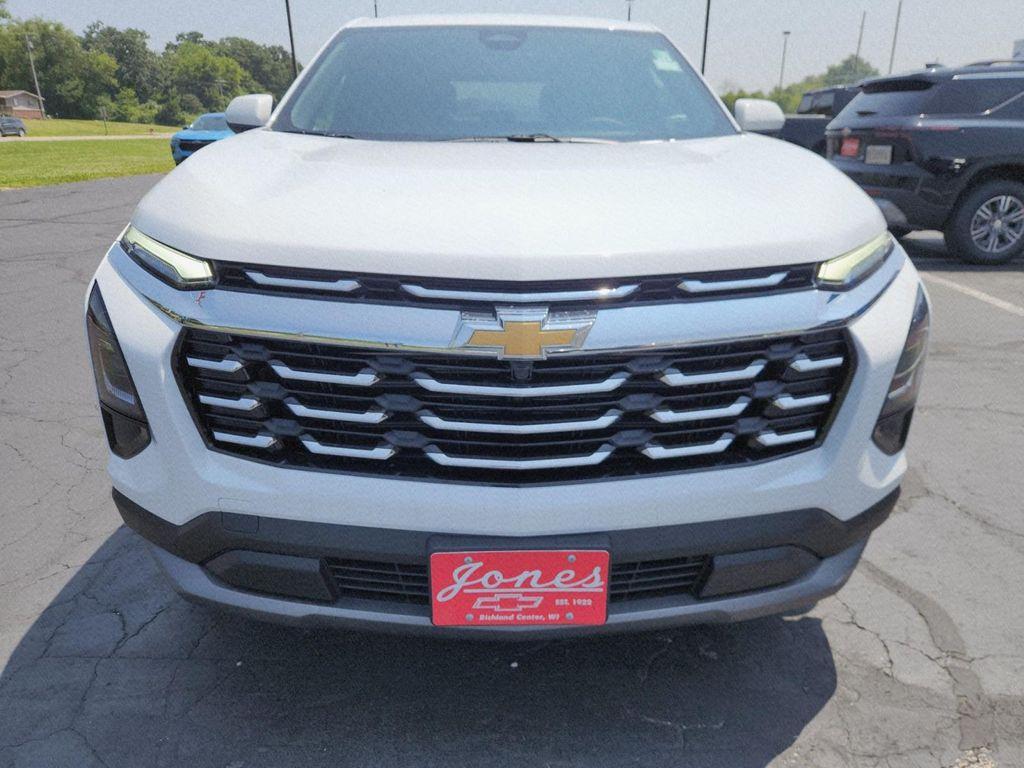 new 2026 Chevrolet Equinox car, priced at $33,408