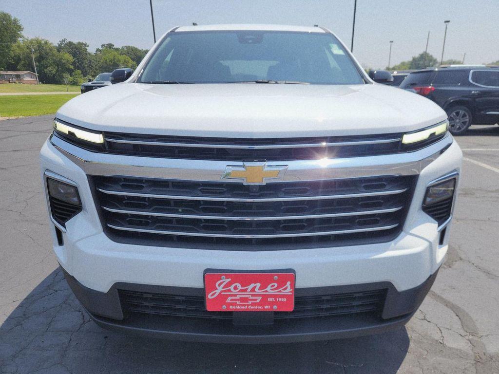 new 2026 Chevrolet Traverse car, priced at $43,215