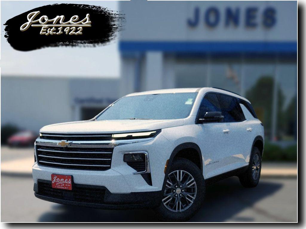 new 2026 Chevrolet Traverse car, priced at $43,215