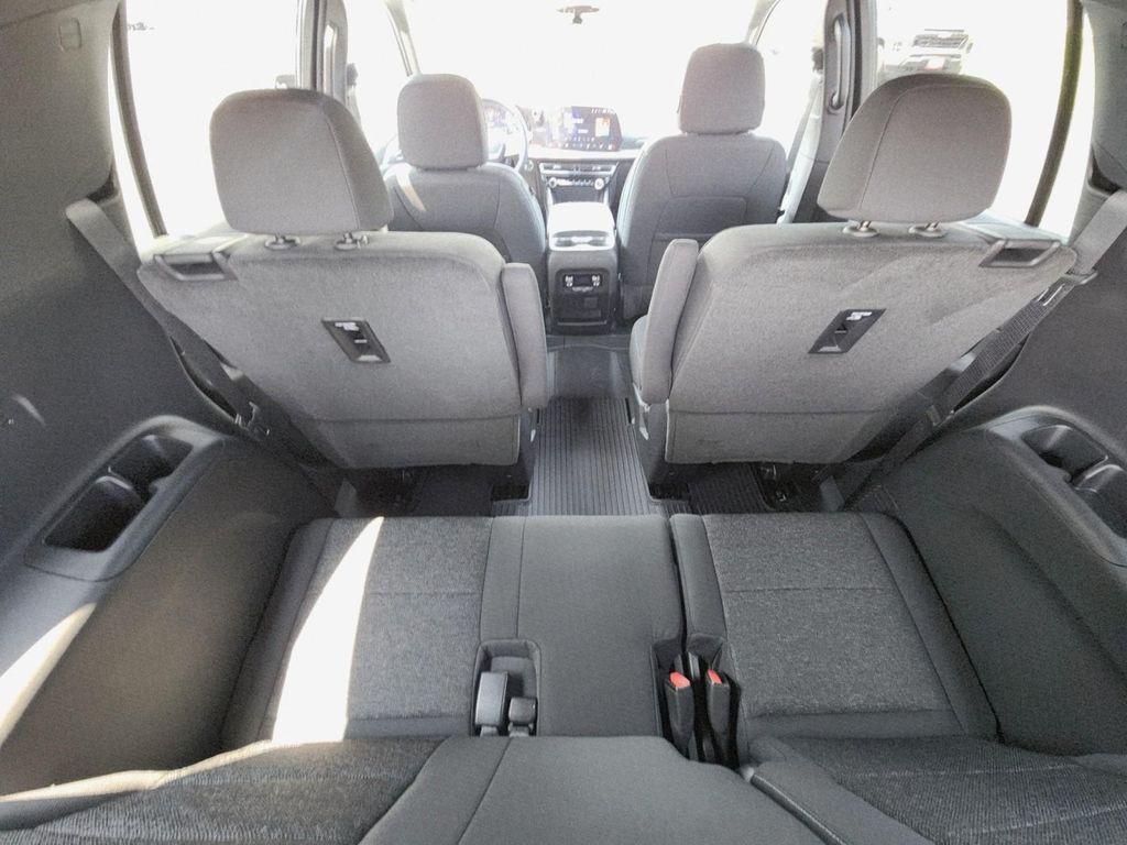 new 2026 Chevrolet Traverse car, priced at $43,215
