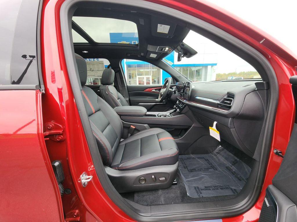 new 2026 Chevrolet Traverse car, priced at $61,715