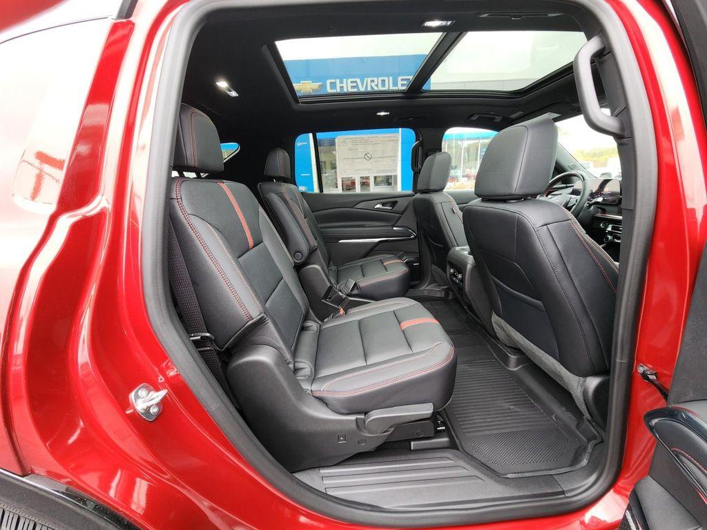 new 2026 Chevrolet Traverse car, priced at $61,715